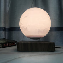 Ladda upp bild till gallerivisning, Moderne elegance tilføjes til dit interiør med den magnetiske svævende Mars-lampe
